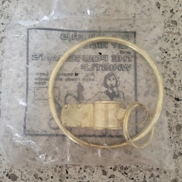 VTG The Jailer's Key Ring + The Policeman's Whistle Brass ORing NEW Flawed Bag - Picture 2 of 5